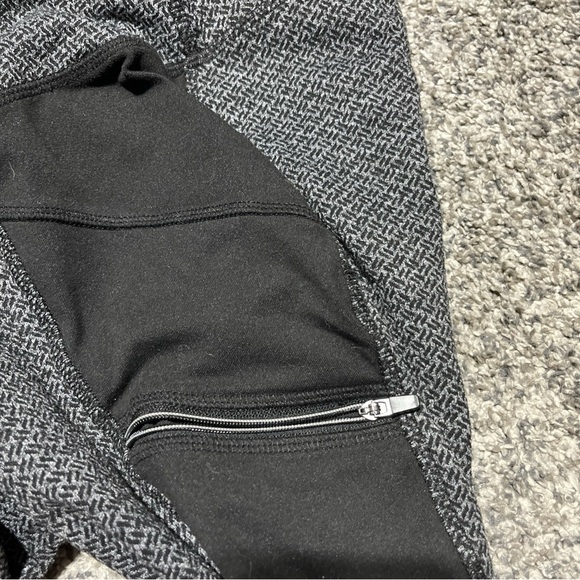 Zobha Women’s Ankle leggings Tweed Style Gray And Black Size M Zipper Pockets - Picture 8 of 9